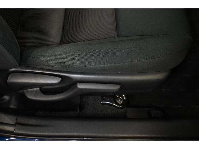 アクア Ｓスタイルブラック　ハイブリッド　衝突被害軽減システム　メモリーナビ　バックカメラ　ＥＴＣ　ドラレコ　ワンセグ　ミュージックプレイヤー接続可　ＣＤ　スマートキー　キーレス　オートマ（24枚目）