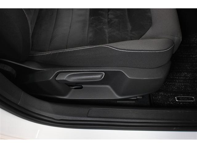 シートリフター装備！シートの上下調整で運転操作の視界を確保できます。