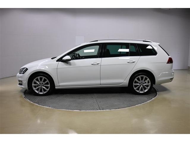 走りにこだわりながら収納力も持ち合わせた快速ステーションワゴン！