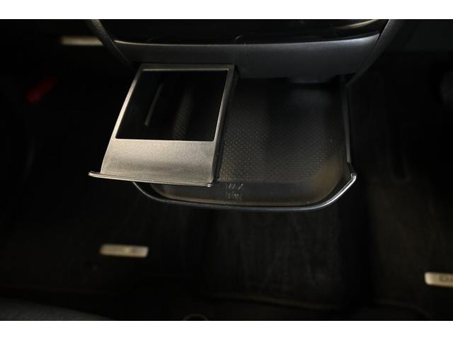 デイズ ハイウェイスター　Ｇターボプロパイロットエディション　ハイブリッド　衝突被害軽減システム　オートクルーズコントロール　ＬＥＤヘッドランプ　メモリーナビ　バックカメラ　ＥＴＣ　ドラレコ　フルセグ　ＤＶＤ再生　ＣＤ　アルミホイール　スマートキー　キーレス（12枚目）