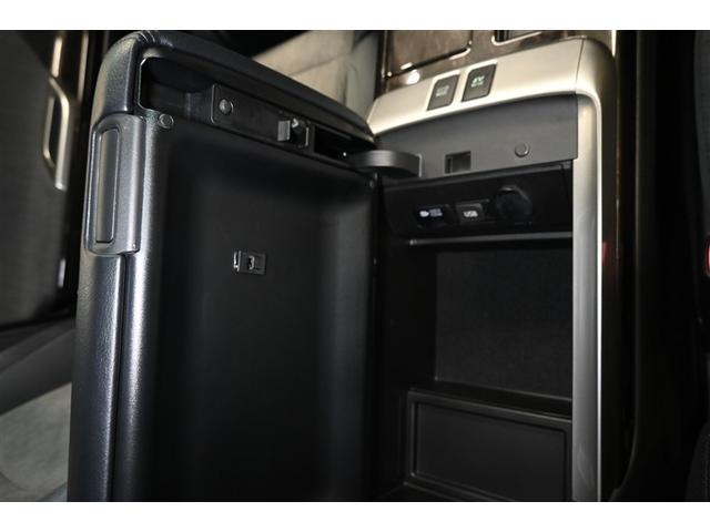 アルファードハイブリッド ＳＲ　４ＷＤ　ハイブリッド　両側電動スライド　オートクルーズコントロール　ＨＩＤヘッドライト　１００Ｖ電源　ＨＤＤナビ　バックカメラ　ＥＴＣ　ドラレコ　フルセグ　ミュージックプレイヤー接続可　ＤＶＤ再生（13枚目）