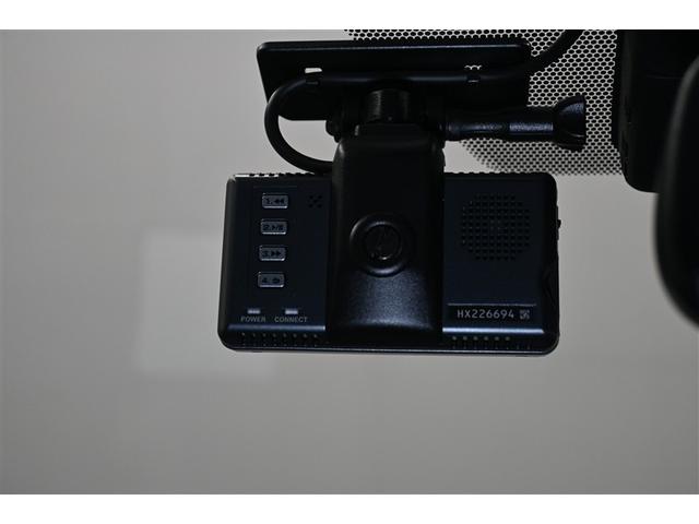 プリウス Aツーリングセレクション ハイブリッド 衝突被害軽減システム オートクルーズコントロール LEDヘッドランプ 100V電源 メモリーナビ バックカメラ ETC ドラレコ フルセグ DVD再生 CD アルミホイール スマートキー(17枚目)