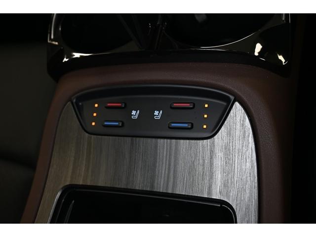 ハリアー Ｚ　レザーパッケージ　衝突被害軽減システム　革シート　オートクルーズコントロール　ＬＥＤヘッドランプ　１００Ｖ電源　メモリーナビ　バックカメラ　ＥＴＣ　ドラレコ　フルセグ　ミュージックプレイヤー接続可　ＤＶＤ再生　ＣＤ（14枚目）