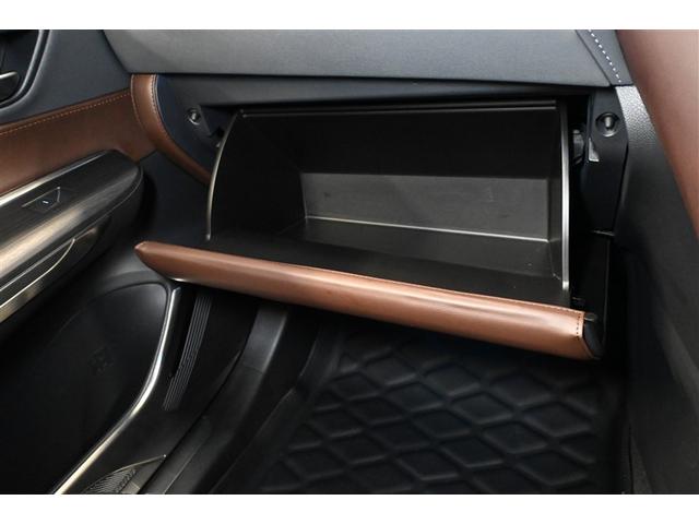 ハリアー Ｚ　レザーパッケージ　衝突被害軽減システム　革シート　オートクルーズコントロール　ＬＥＤヘッドランプ　１００Ｖ電源　メモリーナビ　バックカメラ　ＥＴＣ　ドラレコ　フルセグ　ミュージックプレイヤー接続可　ＤＶＤ再生　ＣＤ（18枚目）