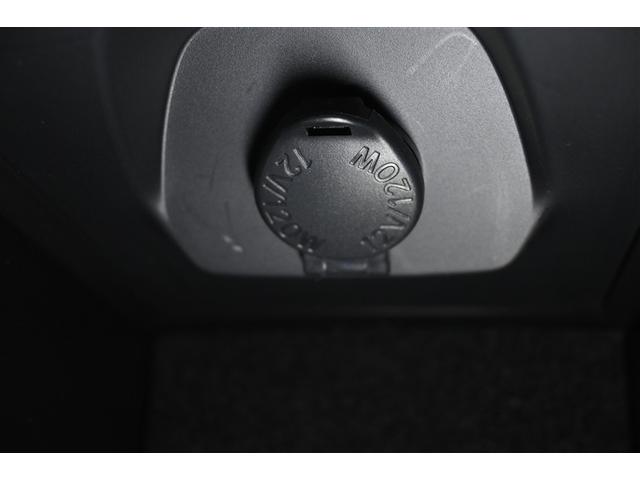 ハリアー Z 衝突被害軽減システム サンルーフ オートクルーズコントロール LEDヘッドランプ メモリーナビ バックカメラ ETC ドラレコ フルセグ ミュージックプレイヤー接続可 アルミホイール スマートキー(15枚目)