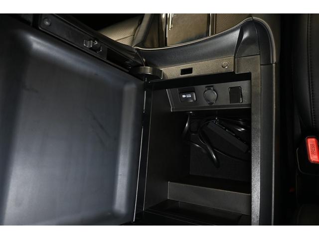 ヴェルファイア 2.5Z Gエディション 衝突被害軽減システム サンルーフ 両側電動スライド オートクルーズコントロール LEDヘッドランプ 100V電源 メモリーナビ 後席モニター バックカメラ ETC フルセグ DVD再生 CD キーレス(13枚目)