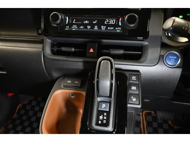 シエンタ ハイブリッドZ ハイブリッド 衝突被害軽減システム 両側電動スライド オートクルーズコントロール LEDヘッドランプ 100V電源 メモリーナビ バックカメラ ETC ドラレコ フルセグ ミュージックプレイヤー接続可(10枚目)