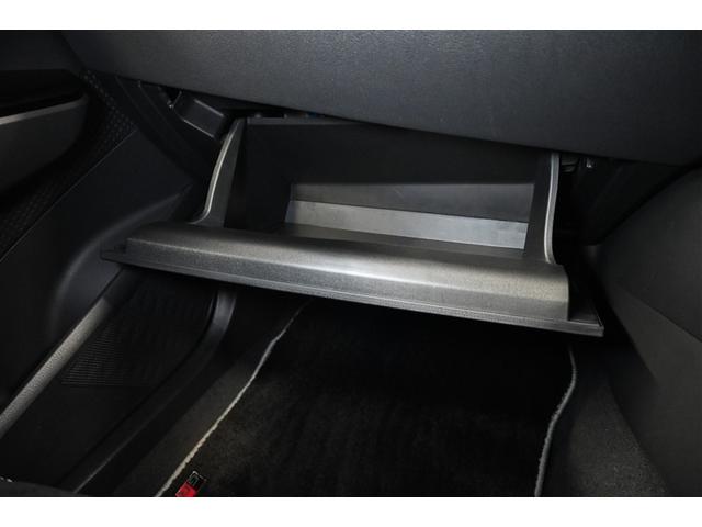 C-HR S-T GRスポーツ 衝突被害軽減システム オートクルーズコントロール LEDヘッドランプ メモリーナビ バックカメラ ETC ドラレコ フルセグ ミュージックプレイヤー接続可 アルミホイール スマートキー キーレス(15枚目)