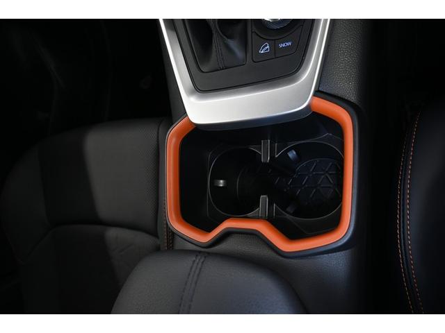 ＲＡＶ４ アドベンチャー　４ＷＤ　衝突被害軽減システム　サンルーフ　オートクルーズコントロール　ＬＥＤヘッドランプ　メモリーナビ　バックカメラ　ＥＴＣ　ミュージックプレイヤー接続可　アルミホイール　スマートキー　キーレス（14枚目）