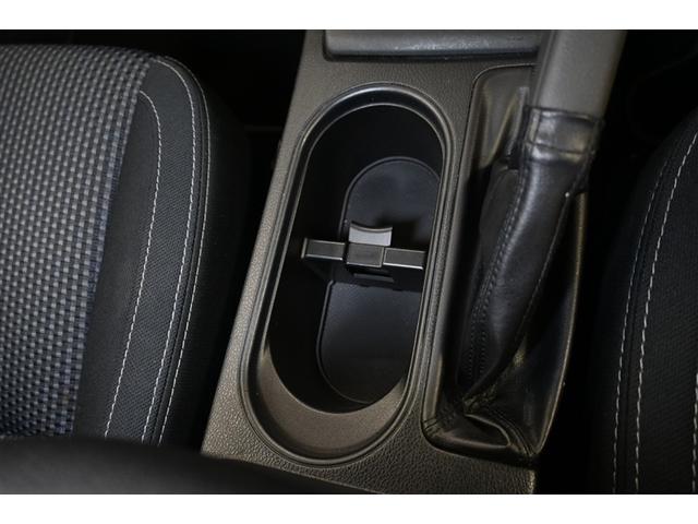 フォレスター ２．０ｉ－Ｌ　アイサイト　４ＷＤ　衝突被害軽減システム　オートクルーズコントロール　ＬＥＤヘッドランプ　メモリーナビ　バックカメラ　ＥＴＣ　ドラレコ　フルセグ　ミュージックプレイヤー接続可　ＤＶＤ再生　ＣＤ　アルミホイール（13枚目）