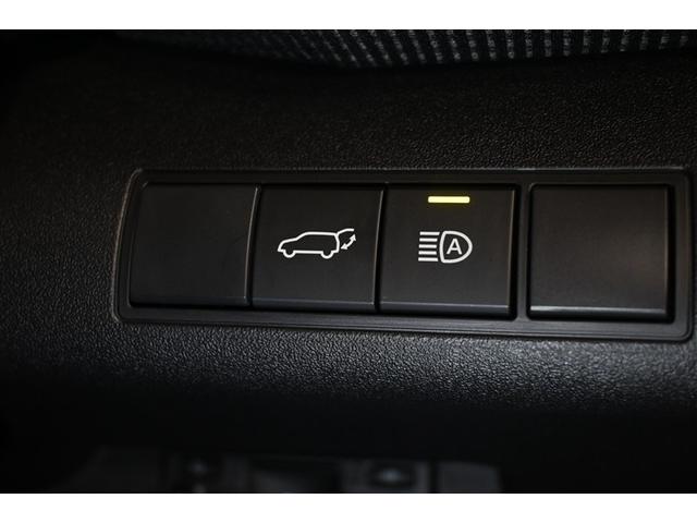 �n���Y�t���[�p���[�o�b�N�h�A�����I�����o���o�[�̉��ɑ����o�����ꂷ�邾���ŁA�o�b�N�h�A�������J���܂��B�����Ńn�C�E���[�؂肩����I�[�g�}�`�b�N�n�C�r�[���V�X�e�����ځI