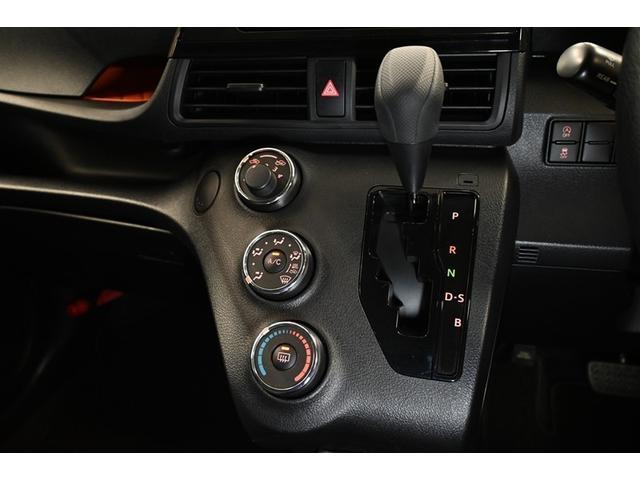 シエンタ Ｘ　クルマイス　スロープＴＰ３　レンタカーアップ　電動スライドドア　メモリーナビ　バックカメラ　ＥＴＣ　ドラレコ　ワンセグ　ミュージックプレイヤー接続可　ＣＤ　キーレス　ＣＶＴ　オートマ（8枚目）