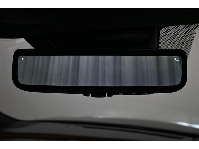 クラウンスポーツ Ｚ　４ＷＤ　ハイブリッド　衝突被害軽減システム　革シート　オートクルーズコントロール　ＬＥＤヘッドランプ　１００Ｖ電源　メモリーナビ　バックカメラ　ＥＴＣ　ドラレコ　フルセグ　ミュージックプレイヤー接続可（21枚目）