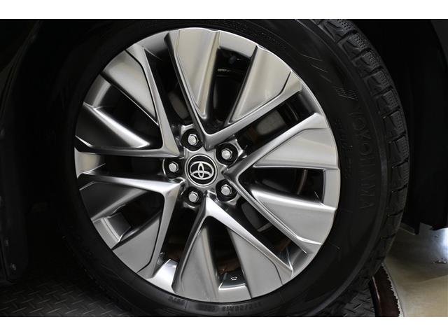 �����A���~�z�C�[���̓f�U�C�����ǂ����x�͍��߁B���s���萫���ƂĂ�������ł��B