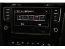 ゴルフGTI クラブスポーツ トラックエディション 衝突被害軽減システム オートクルーズコントロール HIDヘッドライト メモリーナビ バックカメラ ETC ドラレコ フルセグ ミュージックプレイヤー接続可 DVD再生 CD アルミホイール キーレス(7枚目)