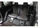 乗り込みやすく程よい広さのある3列目シート☆
