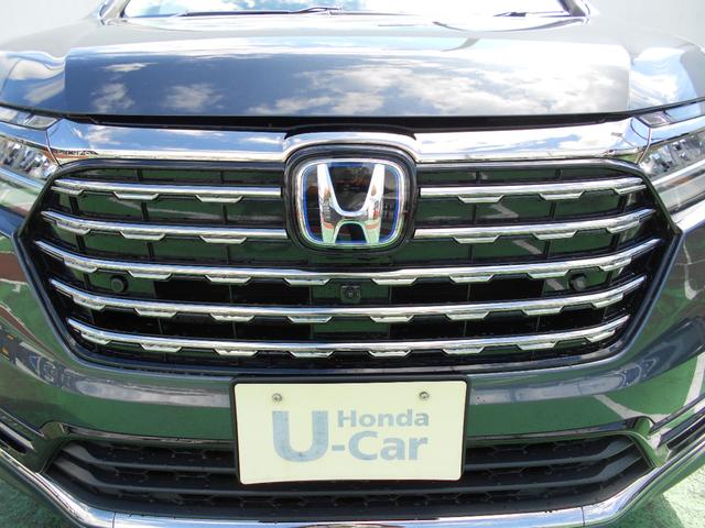 オデッセイハイブリッド ｅ：ＨＥＶアブソルート・ＥＸ　初度令和６年７月　走行１９０１６ｋｍ　車検令和９年７月１８日　７人乗り　両側電動スライドＤ　本革シート　ナビ＋全方位カメラ＋ＥＴＣ２．０＋ドラレコＦＲ＋フルセグ　運転席＋助手席＋２列目シートヒーター（11枚目）