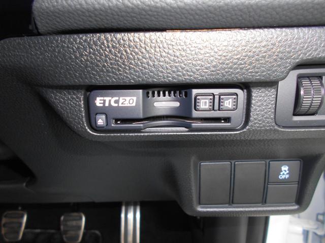 シビック RS 6速MT車 初度令和7年1月14日 走行7814km 車検令和10年1月13日テールゲートスポイラーウイングタイプ装着無限ベンチレーテッドバイザー装着グーグル搭載9インチホンダコネクトディスプレイ装備(38枚目)