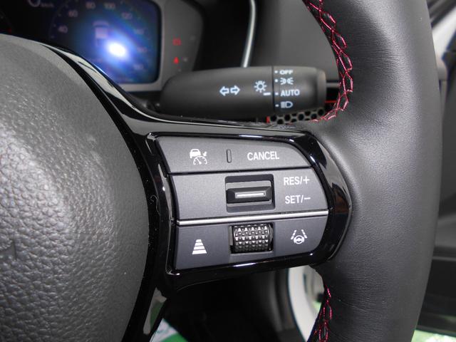シビック RS 6速MT車 初度令和7年1月14日 走行7814km 車検令和10年1月13日テールゲートスポイラーウイングタイプ装着無限ベンチレーテッドバイザー装着グーグル搭載9インチホンダコネクトディスプレイ装備(40枚目)