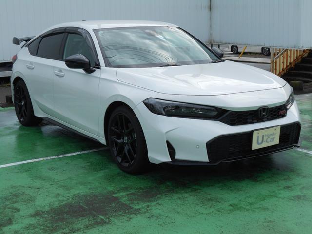 シビック RS 6速MT車 初度令和7年1月14日 走行7814km 車検令和10年1月13日テールゲートスポイラーウイングタイプ装着無限ベンチレーテッドバイザー装着グーグル搭載9インチホンダコネクトディスプレイ装備(49枚目)