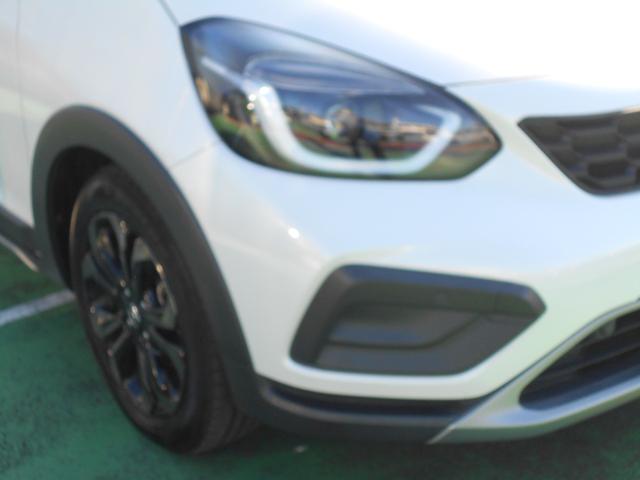 フィット クロスター　当社レンタカーＵＰ　初度令和５年１１月　車検整備付　走行１００３３ＫＭ　純正ナビ＋リヤカメラ＋ＥＴＣ＋ドラレコＦＲ　純正１６インチＡＷ　ＬＥＤヘッドライト　スマートキー（7枚目）