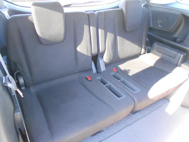 フリード Ｇ　ジャストセレクション　初度平成２７年４月　車検整備付き　走行８１９５９ＫＭ　３列シート７人乗り　２列目ベンチシート　両側スライドドア片側電動スライドドア　純正ナビ＋リヤカメラ＋ＥＴＣ＋フルセグ（18枚目）