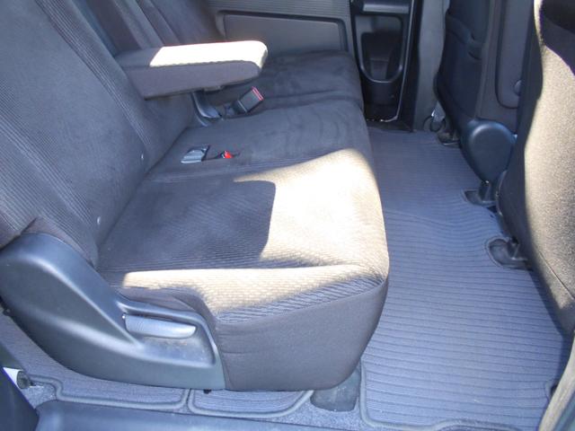 フリード Ｇ　ジャストセレクション　初度平成２７年４月　車検整備付き　走行８１９５９ＫＭ　３列シート７人乗り　２列目ベンチシート　両側スライドドア片側電動スライドドア　純正ナビ＋リヤカメラ＋ＥＴＣ＋フルセグ（23枚目）