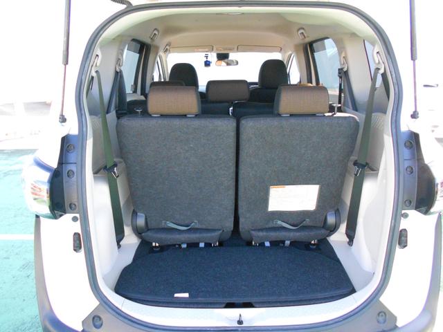 シエンタ Ｇ　車検整備付初度平成２８年８月走行５２２９５ＫＭ両側電動スライドドア３列シート７人乗りナビ＋リヤカメラ＋ＥＴＣ社外ＡＷ（12枚目）