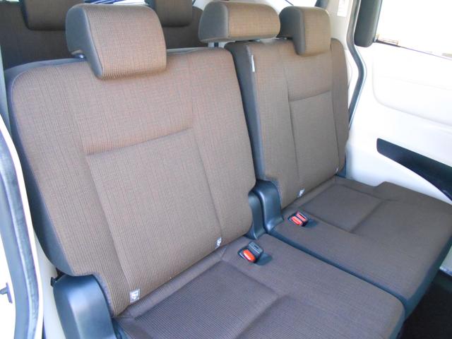 シエンタ Ｇ　車検整備付初度平成２８年８月走行５２２９５ＫＭ両側電動スライドドア３列シート７人乗りナビ＋リヤカメラ＋ＥＴＣ社外ＡＷ（14枚目）