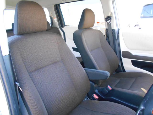 シエンタ Ｇ　車検整備付初度平成２８年８月走行５２２９５ＫＭ両側電動スライドドア３列シート７人乗りナビ＋リヤカメラ＋ＥＴＣ社外ＡＷ（20枚目）