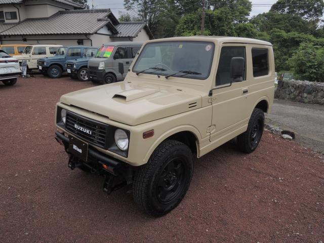 ジムニー ランドベンチャー　オールペイントベージュ・オートマチック・Ｆ＆Ｒショートバンパー・純正１６ＡＷマッドブラック仕様＆ジオランダー・ウッドステアリング・カロッツェリアＣＤ＆ＵＳＢ（5枚目）