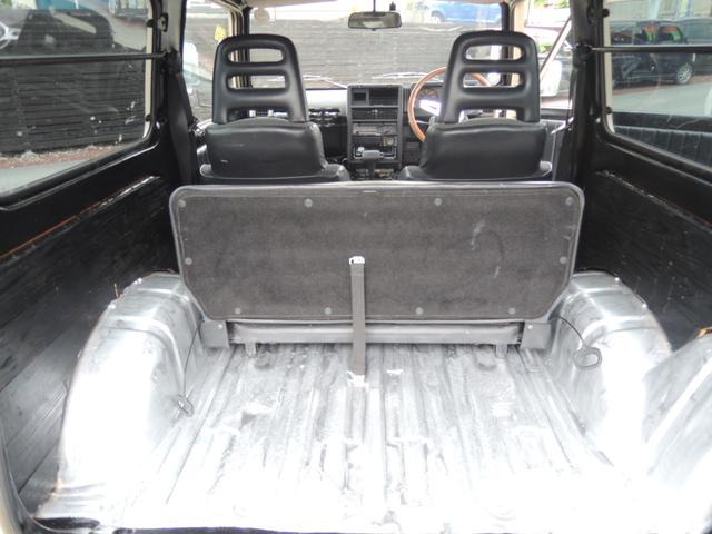 ジムニー ランドベンチャー　オールペイントベージュ・オートマチック・Ｆ＆Ｒショートバンパー・純正１６ＡＷマッドブラック仕様＆ジオランダー・ウッドステアリング・カロッツェリアＣＤ＆ＵＳＢ（19枚目）