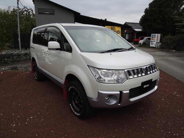 デリカD:5 D パワーパッケージ 4WD・両側パワースライドドア・カロッツェリアSDナビ&地デジフルセグTV・バックカメラ・ビルトインETC・リフトアップ・マッドクロス16AW&TOYOオープンカントリー・スマートキー・HID(2枚目)