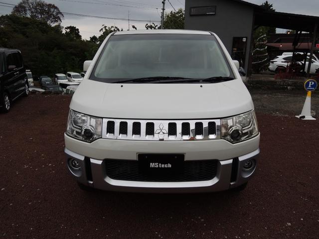 デリカD:5 D パワーパッケージ 4WD・両側パワースライドドア・カロッツェリアSDナビ&地デジフルセグTV・バックカメラ・ビルトインETC・リフトアップ・マッドクロス16AW&TOYOオープンカントリー・スマートキー・HID(3枚目)