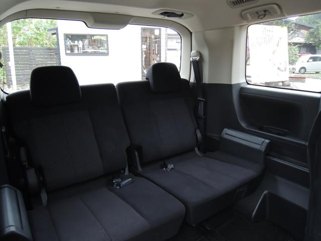 デリカD:5 D パワーパッケージ 4WD・両側パワースライドドア・カロッツェリアSDナビ&地デジフルセグTV・バックカメラ・ビルトインETC・リフトアップ・マッドクロス16AW&TOYOオープンカントリー・スマートキー・HID(12枚目)