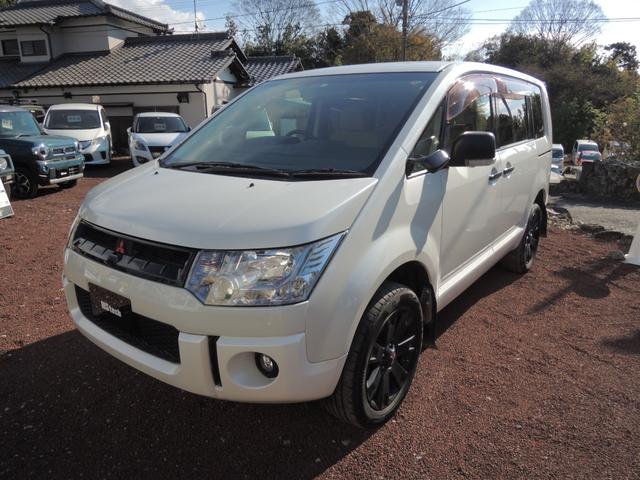 デリカD:5 G パワーパッケージ HDDナビ&地デジフルセグTV・ビルトインETC・スマートキー・パワースライドドア・パドルシフト・HIDヘッドライト・腰下同色ペイントジャオスリアアンダーカバー・タイミングチェーン式エンジン(4枚目)