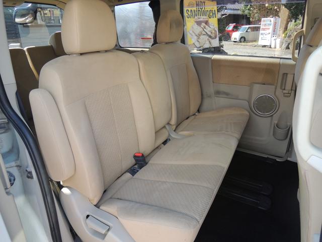 デリカD:5 G パワーパッケージ HDDナビ&地デジフルセグTV・ビルトインETC・スマートキー・パワースライドドア・パドルシフト・HIDヘッドライト・腰下同色ペイントジャオスリアアンダーカバー・タイミングチェーン式エンジン(11枚目)