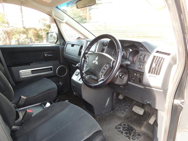 デリカD:5 G ナビパッケージ パートタイム4WD・ブラックマイカ・純正HDDナビ・フロント&リア&サイドカメラ・ビルトインETC・パワースライドドア・社外16AW&マッドタイヤ・HIDヘッドライト・タイミングチェーン式(9枚目)