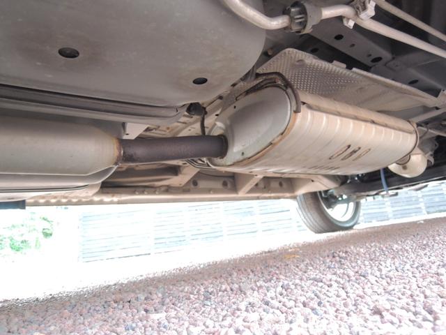 デリカＤ：５ エクシードＩＩ　パワースライドドア　カーキツートーンオールペイント　ＵＰグレード用純正１８ＡＷ　ＨＩＤ　純正ＨＤＤナビ　Ｂカメラ　ＥＴＣ　オートライト　クルコン　オートリトラミラー　スマートキー　タイミングチェーン式（12枚目）