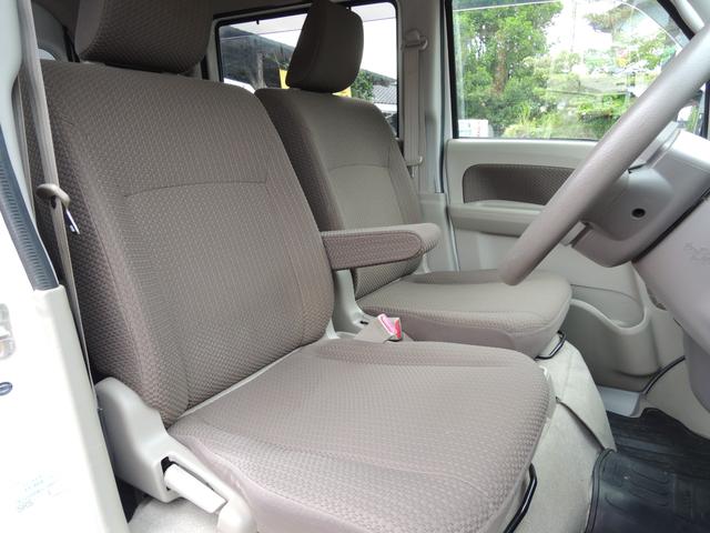 ＮＶ１００クリッパーバン ＧＸ　４速オートマ・ＥＴＣ・衝突軽減ブレーキ・全席パワーウインド・電動格納ミラー・キーレス・オーバーヘッドコンソール・純正ＣＤ・両側スライドドア・リアシート分割格納式・ハイルーフ・走行６．４万ｋｍ（10枚目）