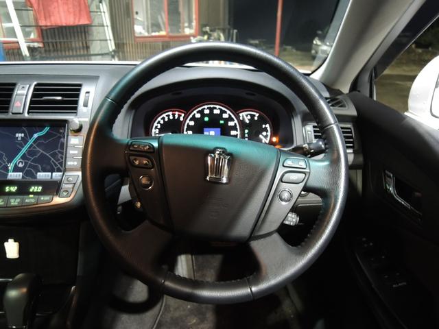 クラウン 2.5アスリート ナビパッケージ タナベ車高調・ロクサーニマルチフォルケッタ19AW・純正HDDナビ&地デジフルセグTV・バックカメラ・Bluetoohオーディオ・DVD再生OK・ビルトインETC・スマートキー&プッシュスタート(13枚目)