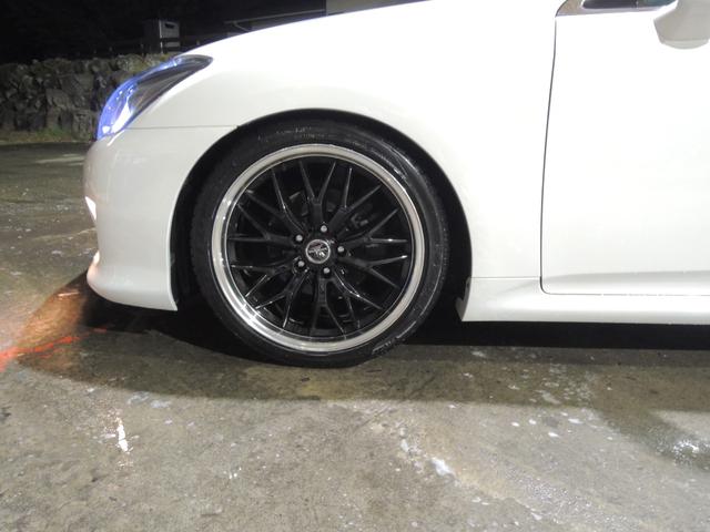 クラウン 2.5アスリート ナビパッケージ タナベ車高調・ロクサーニマルチフォルケッタ19AW・純正HDDナビ&地デジフルセグTV・バックカメラ・Bluetoohオーディオ・DVD再生OK・ビルトインETC・スマートキー&プッシュスタート(19枚目)