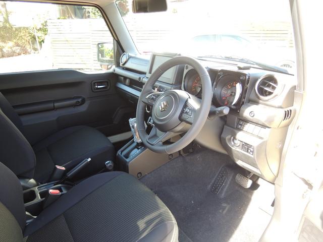 ジムニー XC 届出済未使用車・AT・4WD・LEDヘッドライト・シートヒーター・アクティブクルーズコントロール・デュアルブレーキサポート・障害物センサー・純正16AW・スマートキー&プッシュスタート(9枚目)