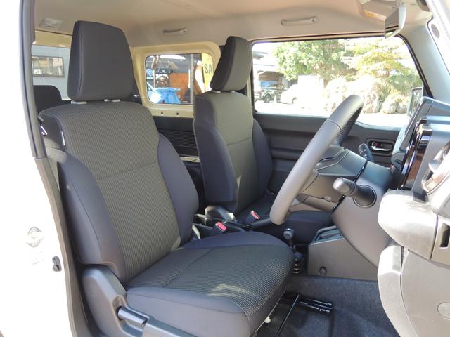 ジムニー XC 届出済未使用車・AT・4WD・LEDヘッドライト・シートヒーター・アクティブクルーズコントロール・デュアルブレーキサポート・障害物センサー・純正16AW・スマートキー&プッシュスタート(10枚目)