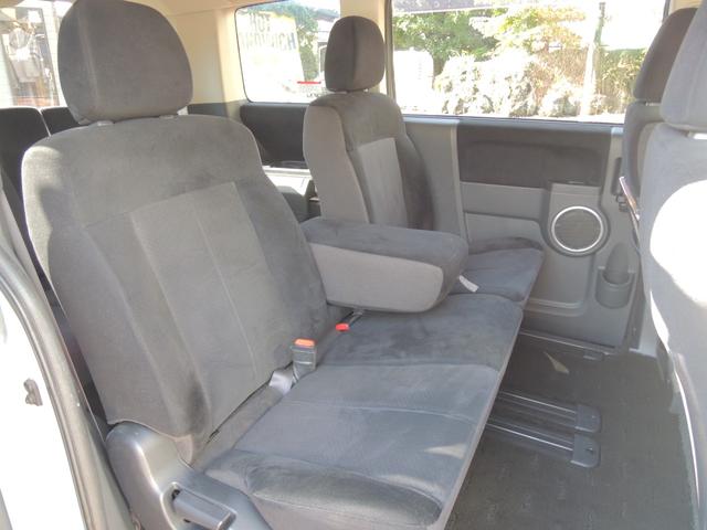 ４ＷＤ・カロッツェリアＳＤナビ＆地デジフルセグＴＶ・アルパインフリップダウンモニター・両側パワースライドドア・バックカメラ・ＥＴＣ・ＨＩＤ・スマートキー・Ｆグリル＆ドアミラーマッドブラックペイント