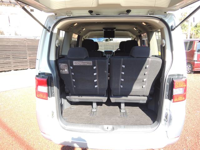 ４ＷＤ・カロッツェリアＳＤナビ＆地デジフルセグＴＶ・アルパインフリップダウンモニター・両側パワースライドドア・バックカメラ・ＥＴＣ・ＨＩＤ・スマートキー・Ｆグリル＆ドアミラーマッドブラックペイント