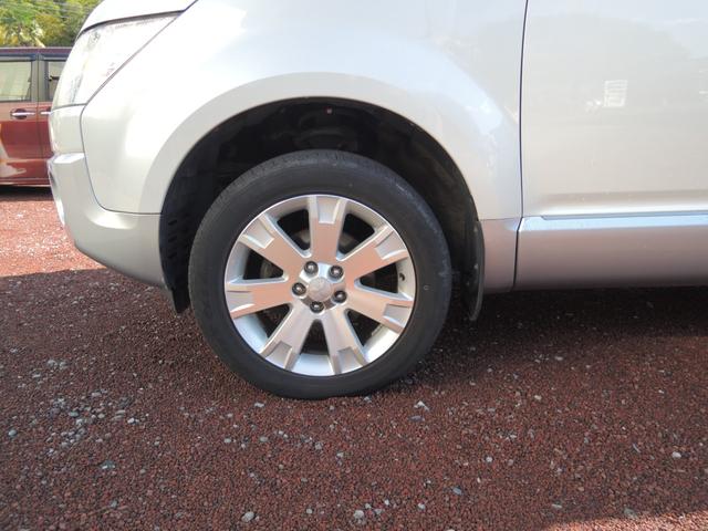 ４ＷＤ・カロッツェリアＳＤナビ＆地デジフルセグＴＶ・アルパインフリップダウンモニター・両側パワースライドドア・バックカメラ・ＥＴＣ・ＨＩＤ・スマートキー・Ｆグリル＆ドアミラーマッドブラックペイント