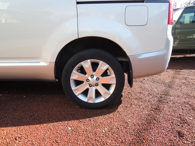 ４ＷＤ・カロッツェリアＳＤナビ＆地デジフルセグＴＶ・アルパインフリップダウンモニター・両側パワースライドドア・バックカメラ・ＥＴＣ・ＨＩＤ・スマートキー・Ｆグリル＆ドアミラーマッドブラックペイント