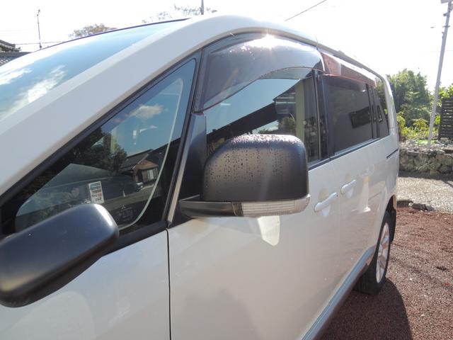 ４ＷＤ・カロッツェリアＳＤナビ＆地デジフルセグＴＶ・アルパインフリップダウンモニター・両側パワースライドドア・バックカメラ・ＥＴＣ・ＨＩＤ・スマートキー・Ｆグリル＆ドアミラーマッドブラックペイント