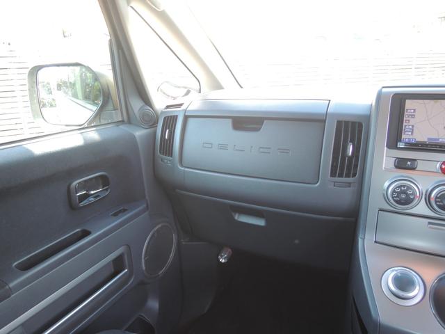 ４ＷＤ・カロッツェリアＳＤナビ＆地デジフルセグＴＶ・アルパインフリップダウンモニター・両側パワースライドドア・バックカメラ・ＥＴＣ・ＨＩＤ・スマートキー・Ｆグリル＆ドアミラーマッドブラックペイント